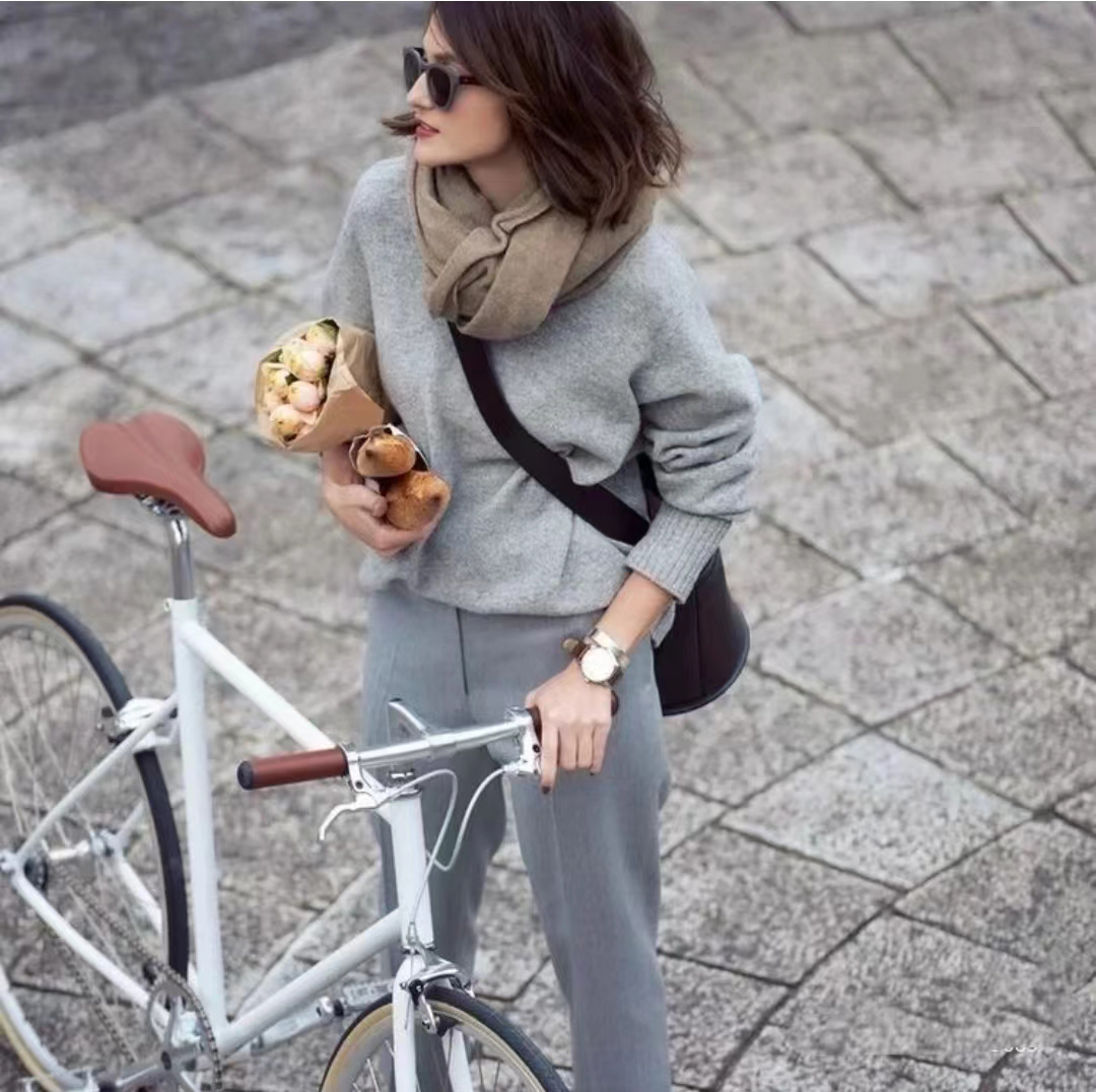 灰色系穿搭温暖帅气十足,有气质的多种风格穿搭