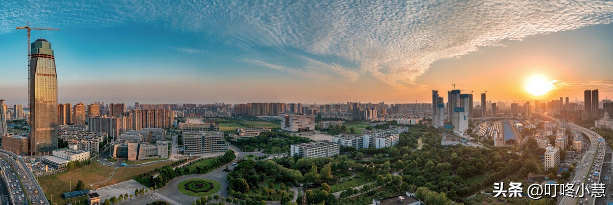 大学新生购物必备物品清单,大学新生入学必备清单推荐