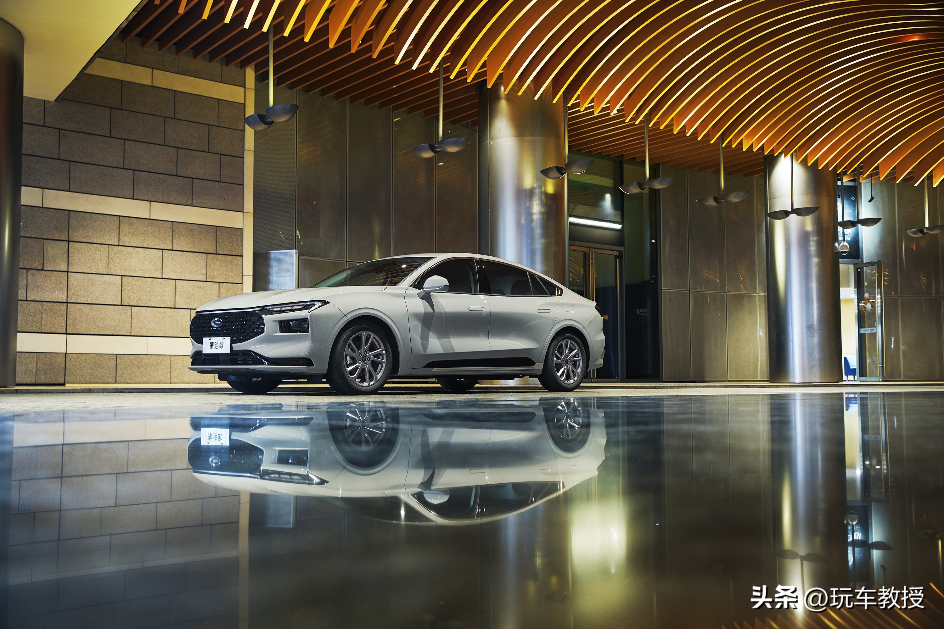 蒙迪欧2023豪华版性价比,颜值超高全新一代蒙迪欧终于来了