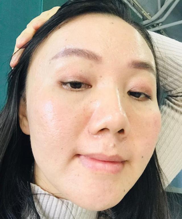 是不是不擦粉底液皮肤会慢慢变好,每天化妆的女孩好不好