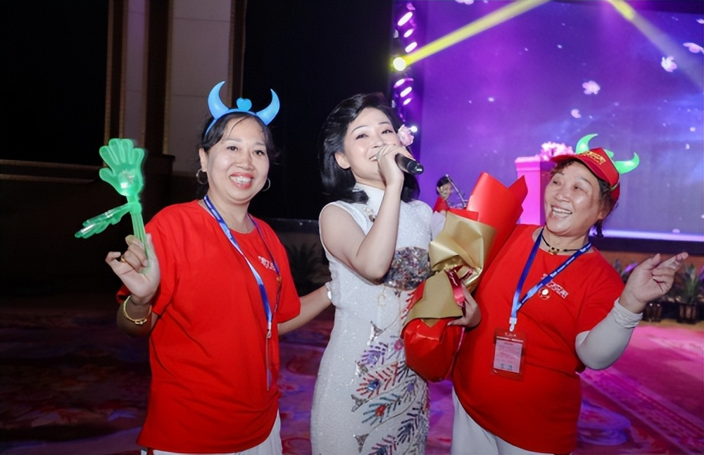 永不褪色的青春朗诵,永不褪色的青春节目