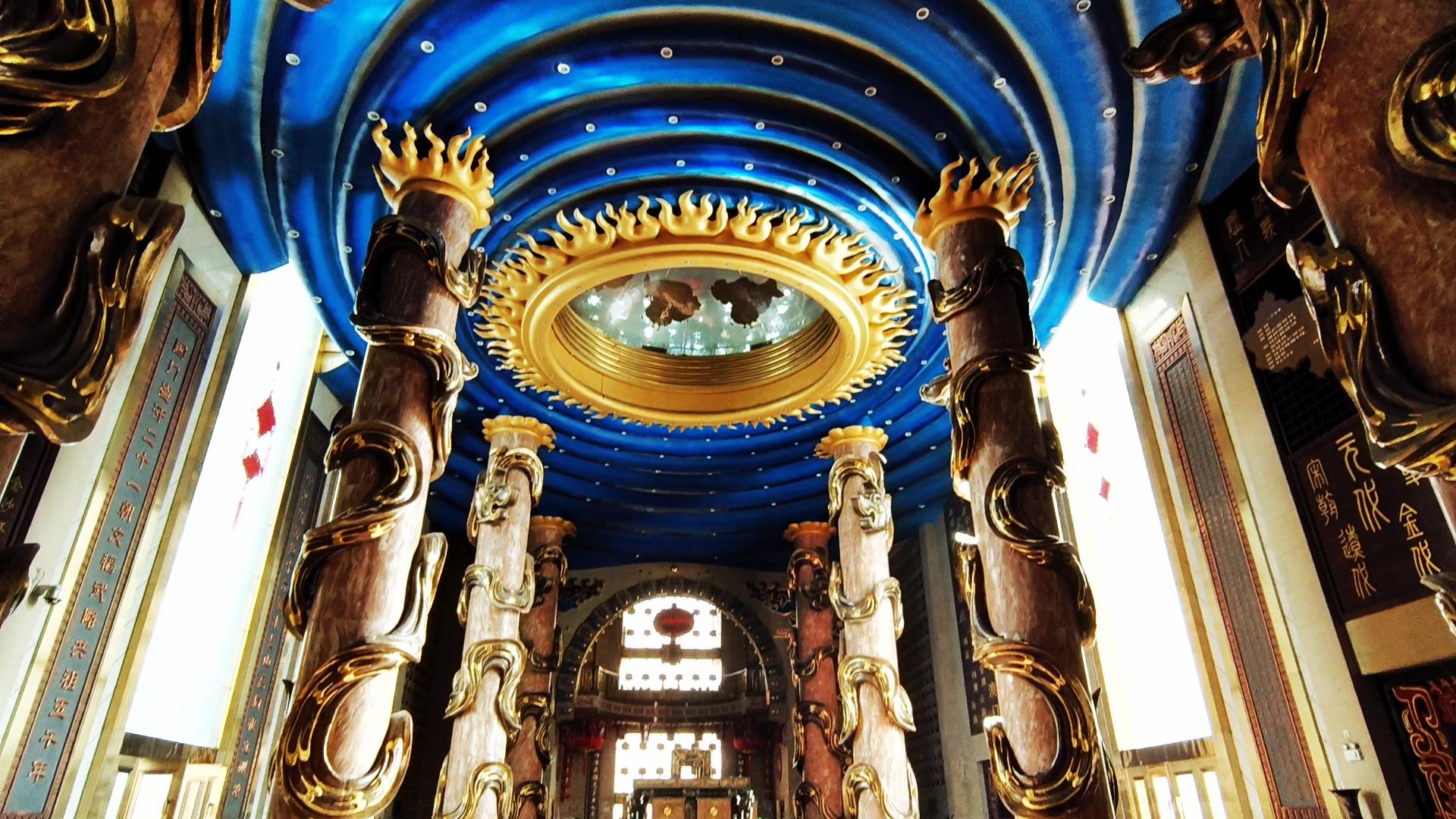 中国第一座门文化旅游景观展现中华民族历史渊源的华夏文明纪念碑