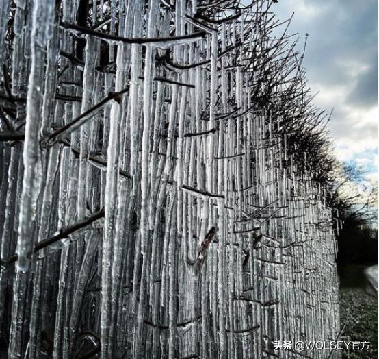 行走的人形音箱,电子卫星实时精准导航器