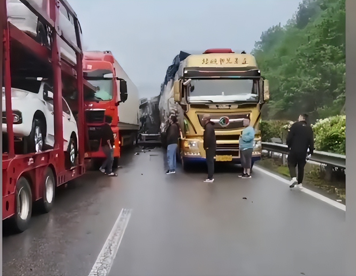 石柱高速车祸最新事件,重庆石柱车祸最新消息