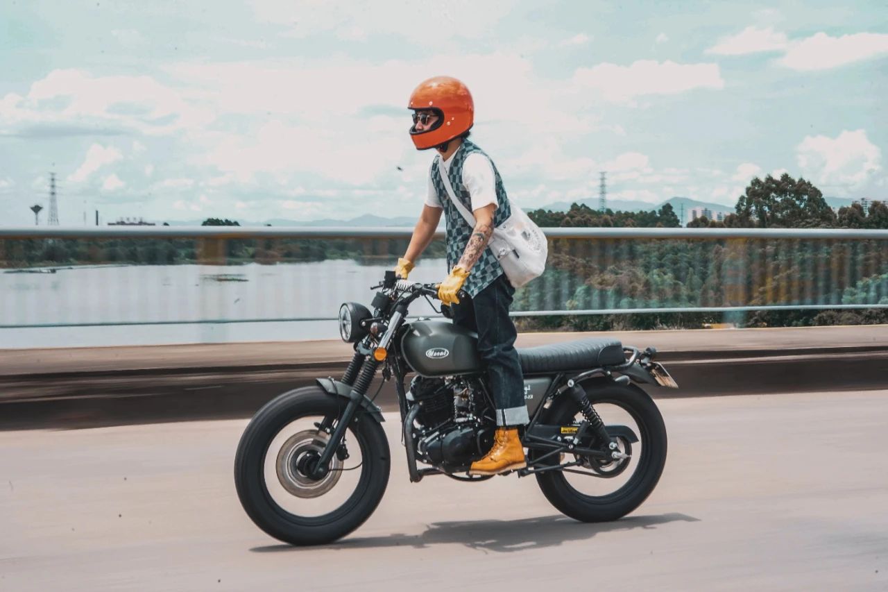 推荐复古便宜好看小车车型,皮实耐用低扭强劲的250街车推荐