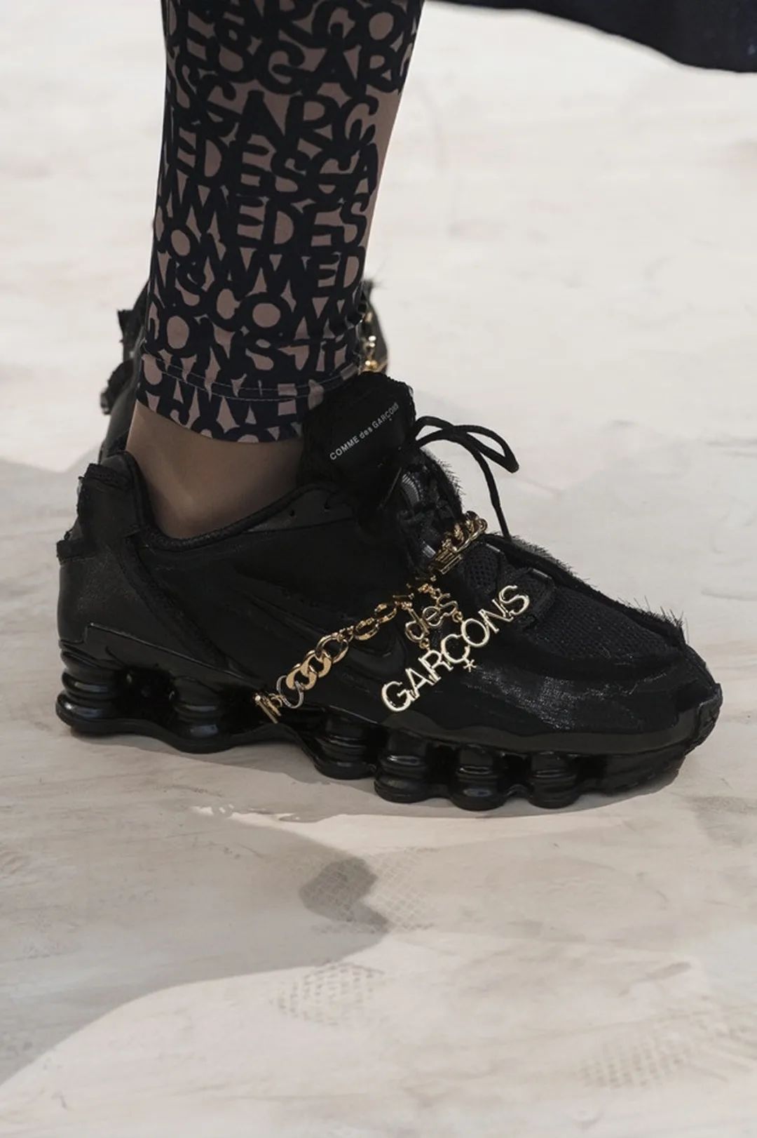 今年流行纯金链款式,颈链饰品推荐最新款金属