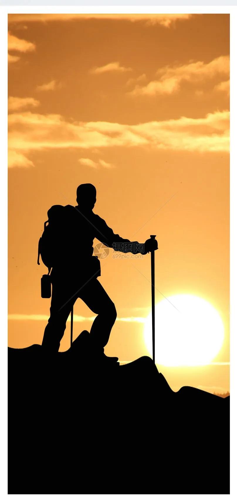 孤独与自由同在下一句是什么,孤独与自由仅在一念之间