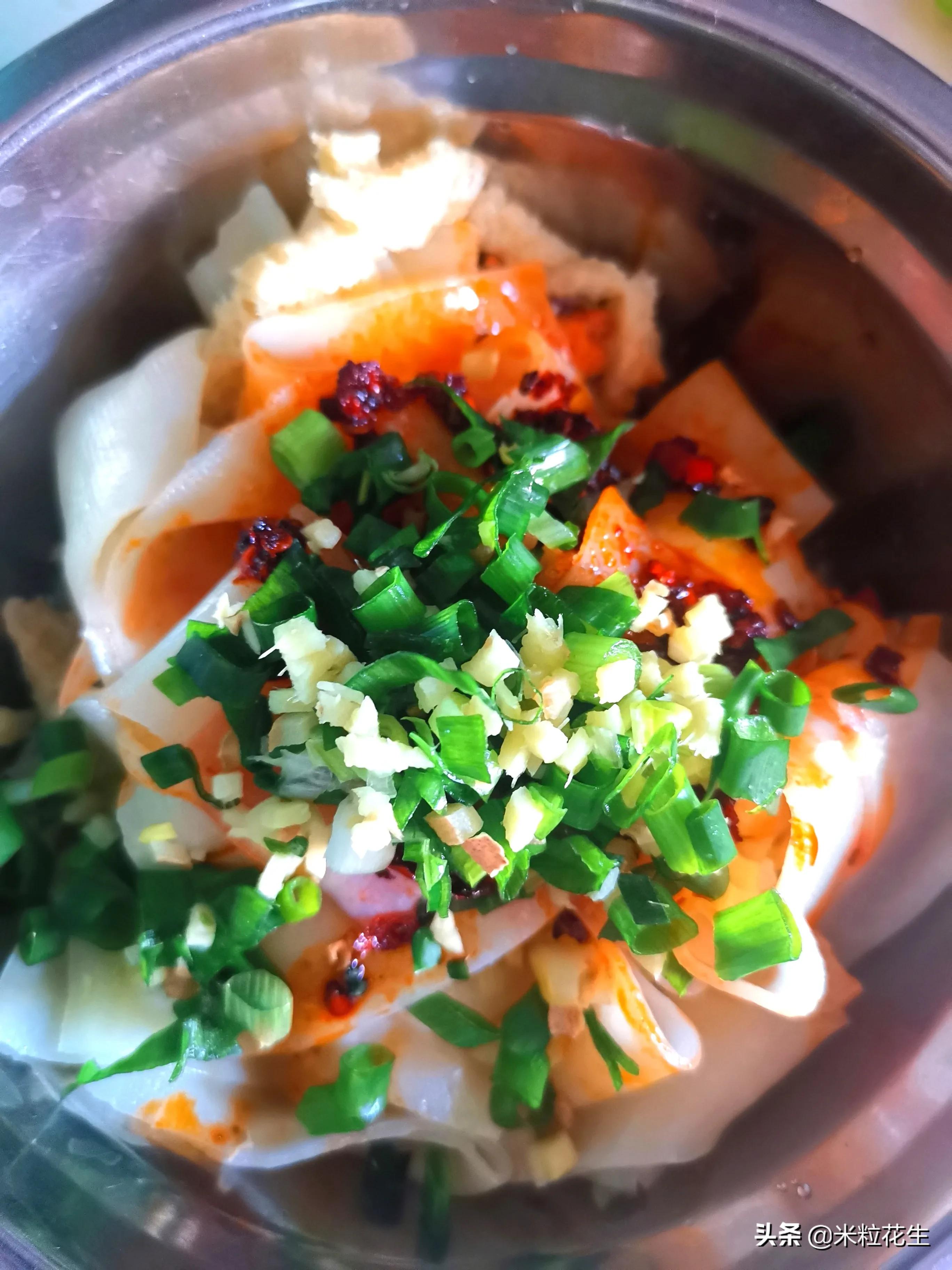 麻酱凉拌凉皮的做法,凉拌凉皮的制作方法