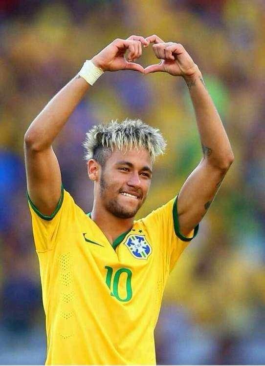 足坛最后的桑巴精灵舞者,足球场上最自由的精灵