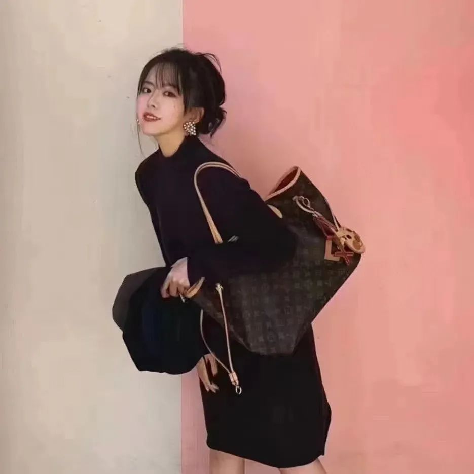 实用大牌包包大容量推荐平价,大容量有质感包包推荐