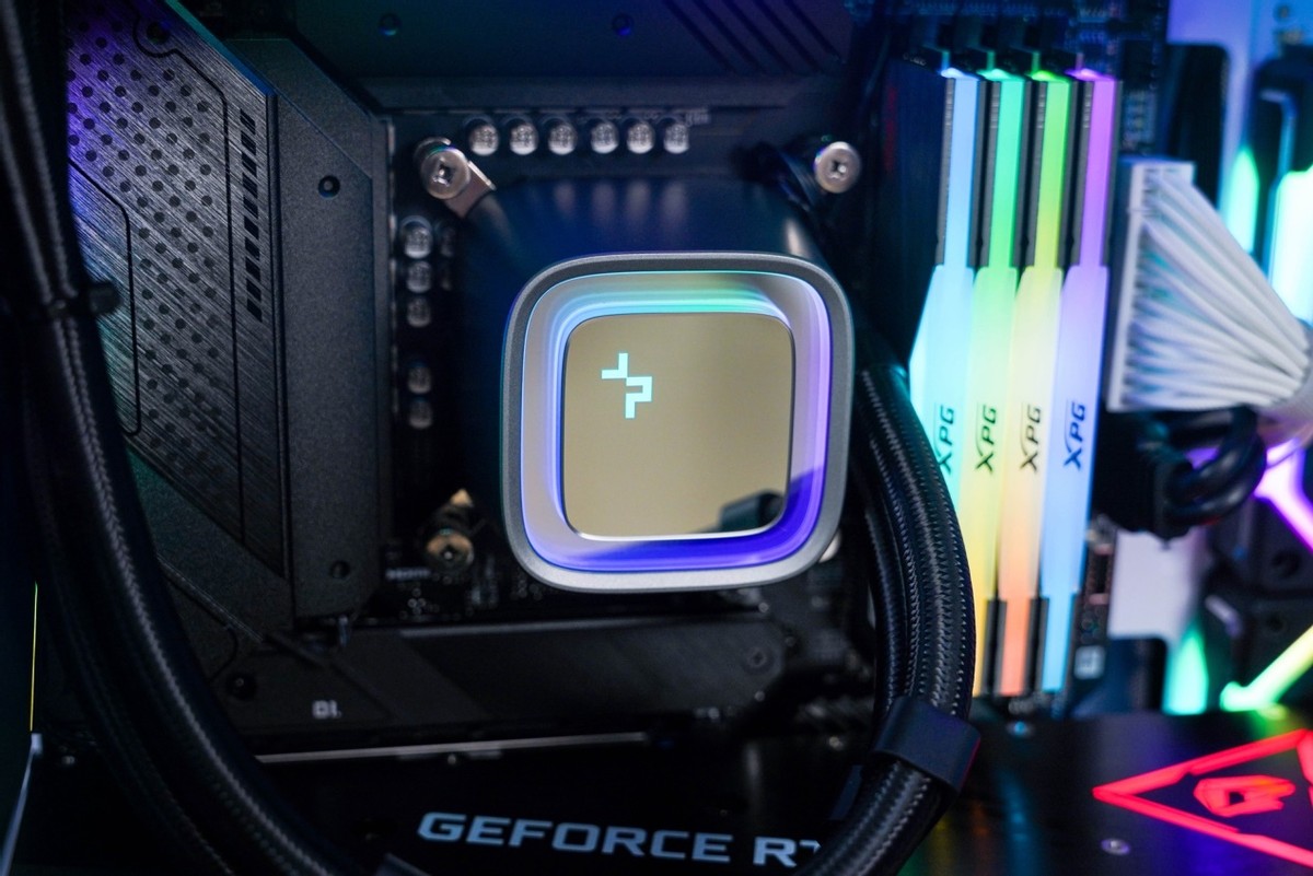 九州风神冰堡垒360青春版水冷测评,九州风神堡垒240rgbv2水冷散热器