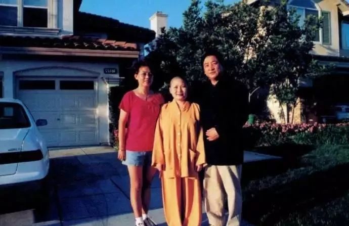 出家李娜和姜昆合影照片,姜昆遇到李娜