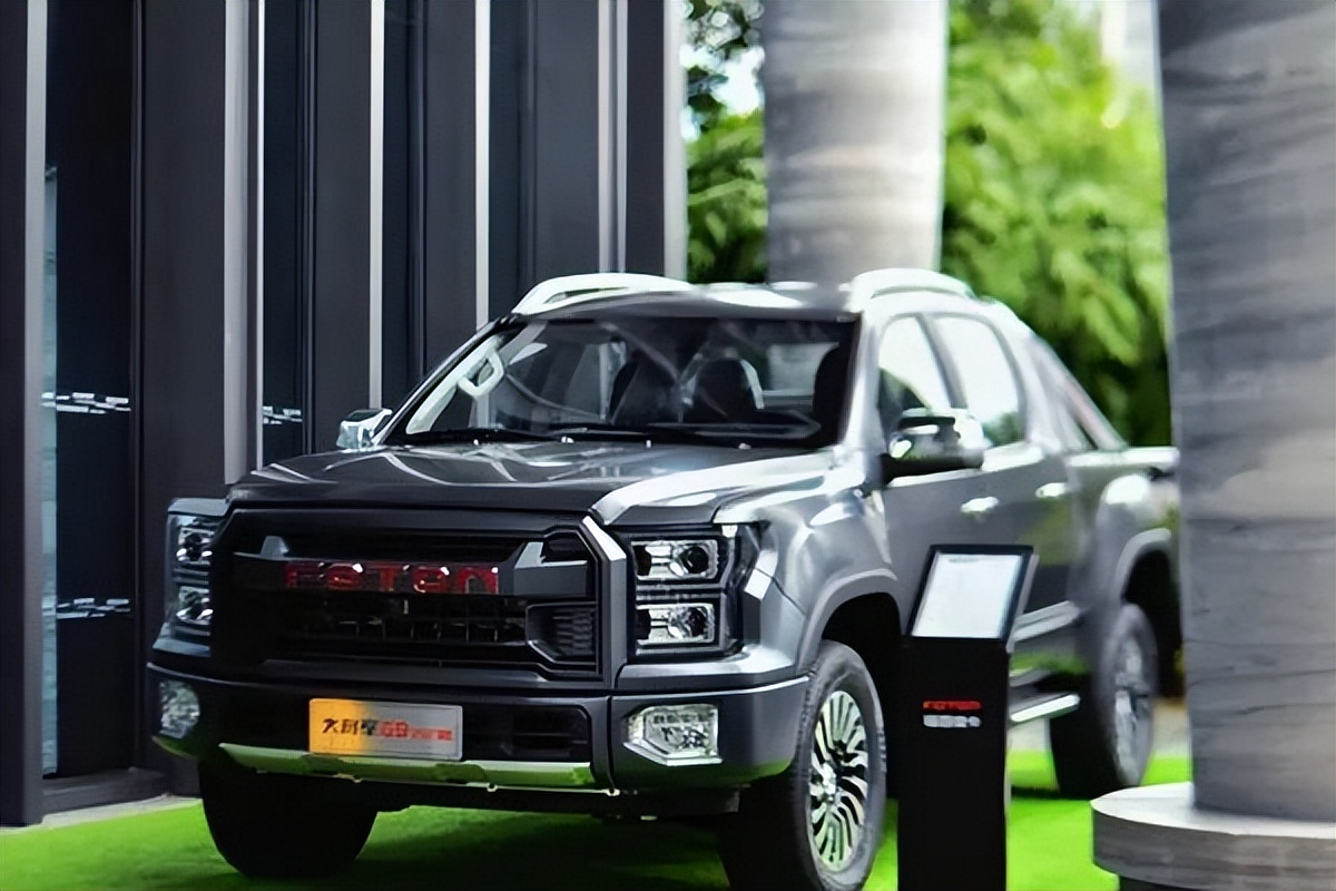 双联屏不一定要看奔驰福田皮卡大将军双联屏实车曝光|卡车之友网