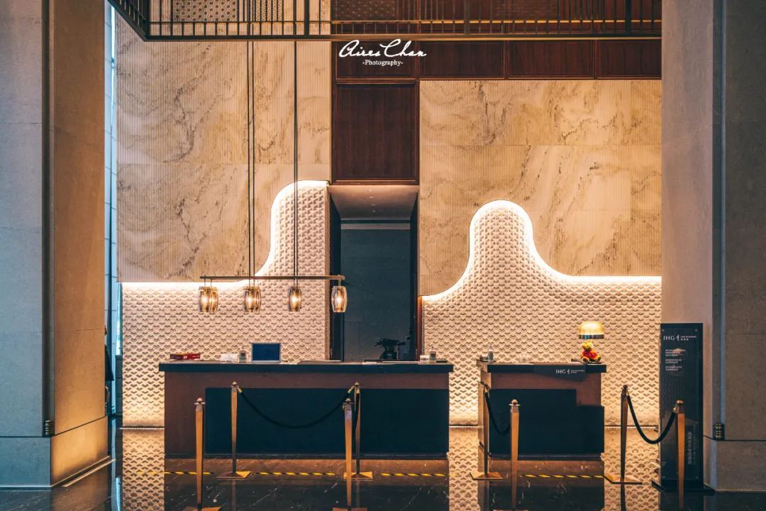 它是岭南花园的代表作，更是华南洲际的新旗舰