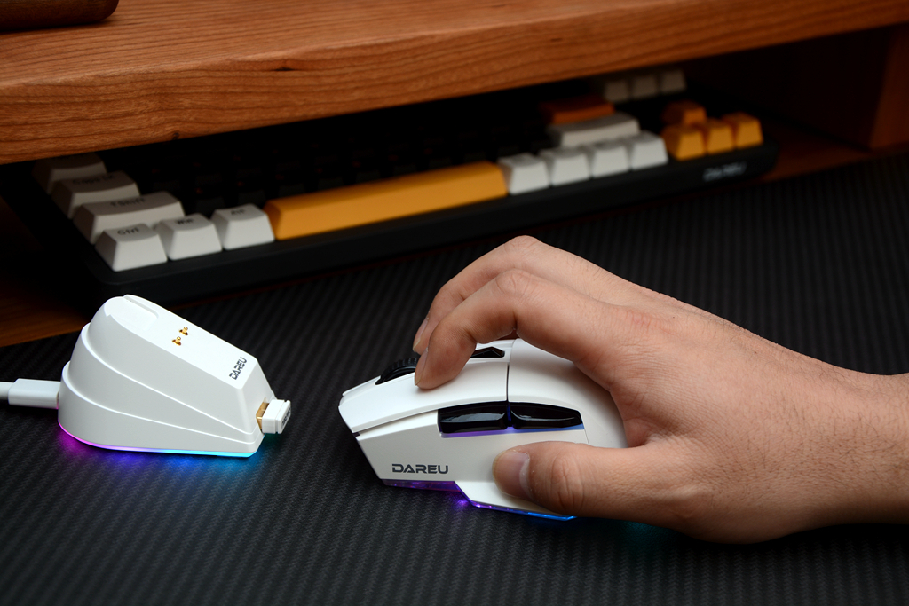 达尔优釉下青a950鼠标评测,达尔优a955鼠标有延迟吗