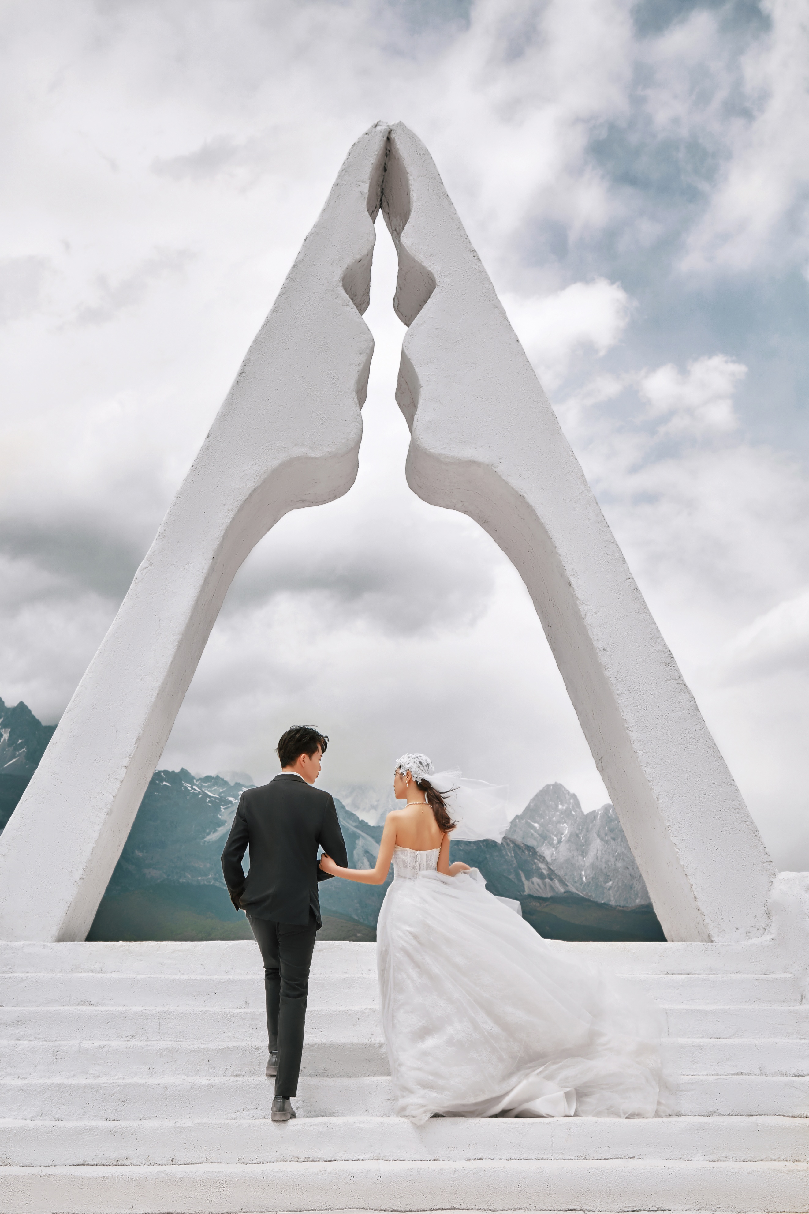 办一场简单浪漫的婚礼需要多少钱,办个婚礼这么贵如何省钱有小妙招