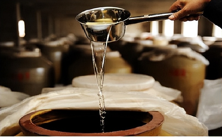 97香港回归纪念版赖茅2斤装,老酒赖茅97香港回归纪念酒1000ml