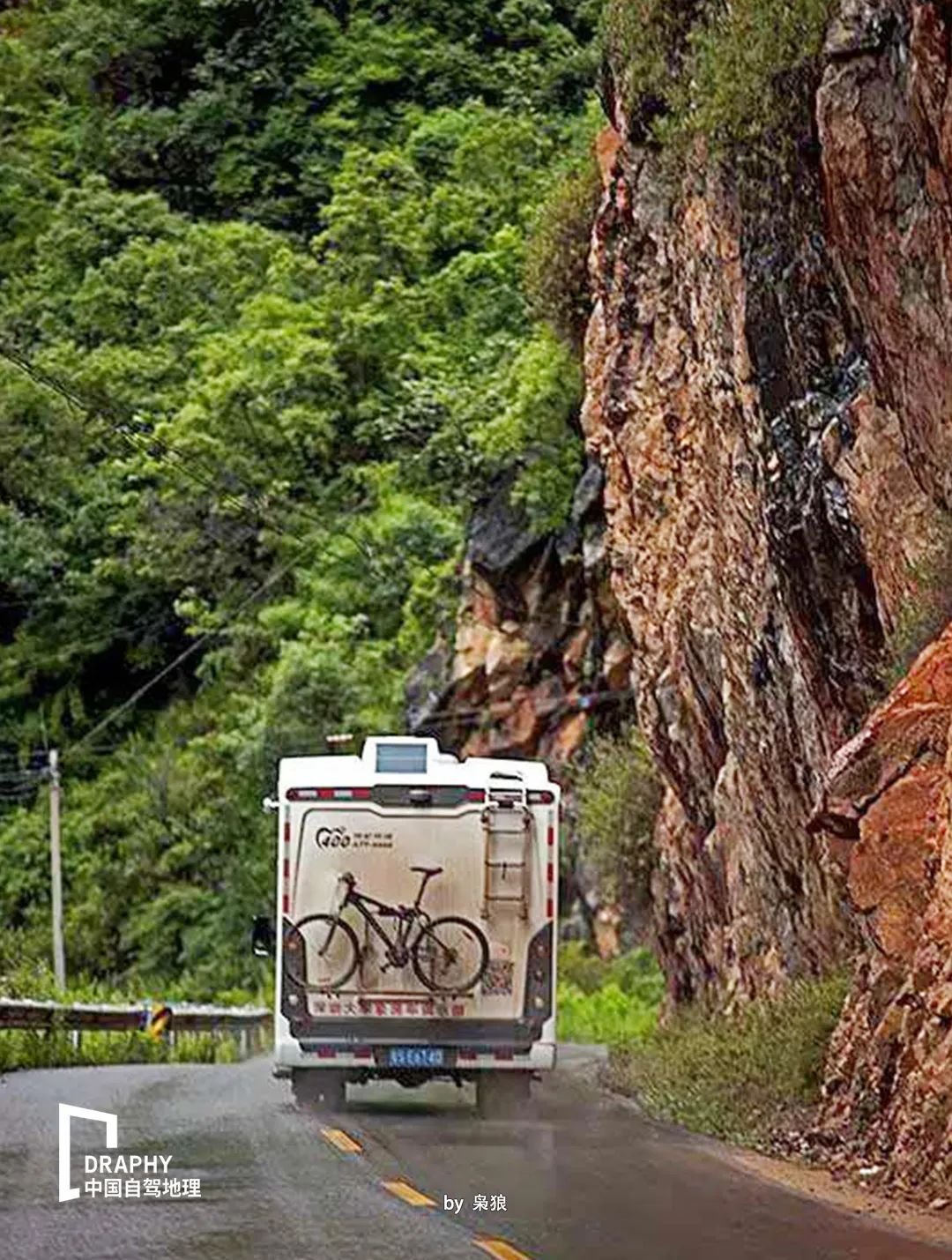 今冬去哪儿?这条穿行横断山的小众线,不缺民族风且有一定挑战性