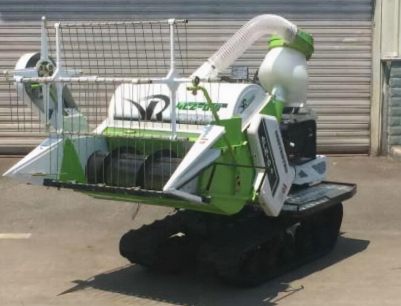 履带收割机2018款哪一款质量好,履带收割机哪个品牌质量最好