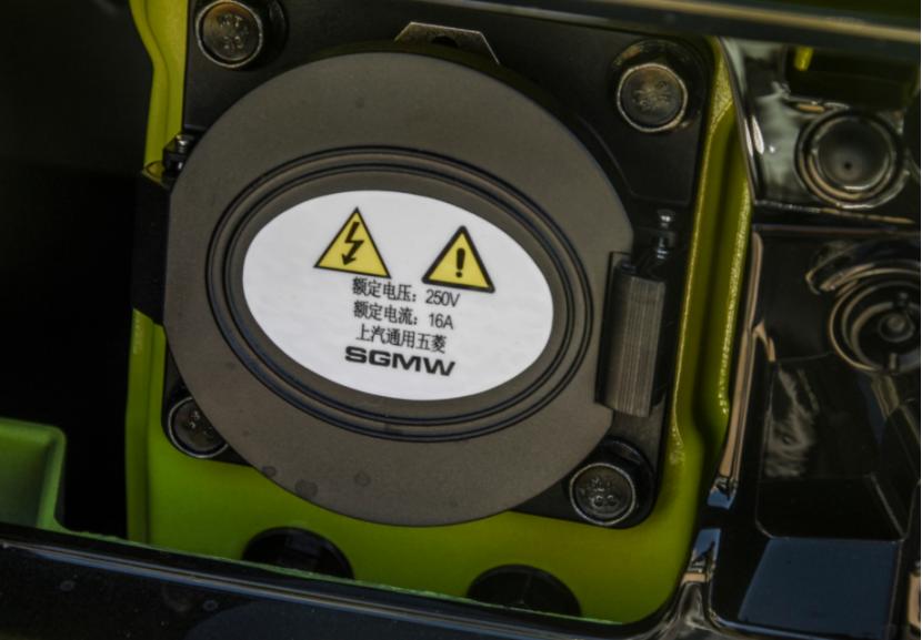 五菱宏光MINIEVGAMEBOY版推荐,五菱宏光miniev买120还是170