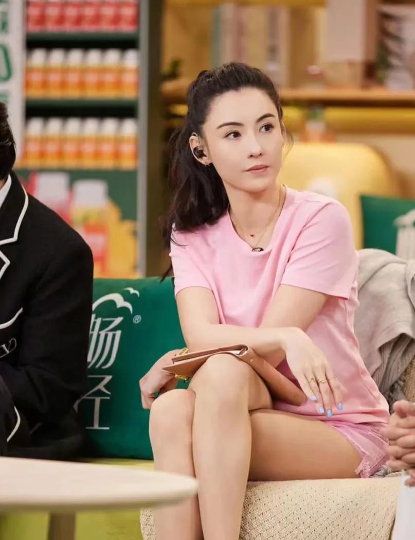 港风张柏芝盛世容颜,曾被媒体称作玉女掌门人的张柏芝