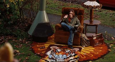 歪果仁真敢拍：16岁少女偷吃*果禁**，父亲和继母支持她生育、送子？