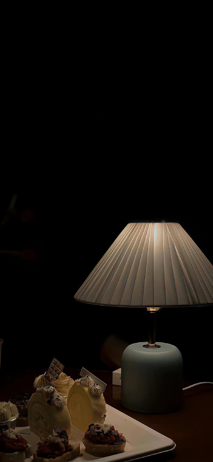 8k顶级黑色壁纸超清佛系,8k顶级黑色震撼壁纸动态