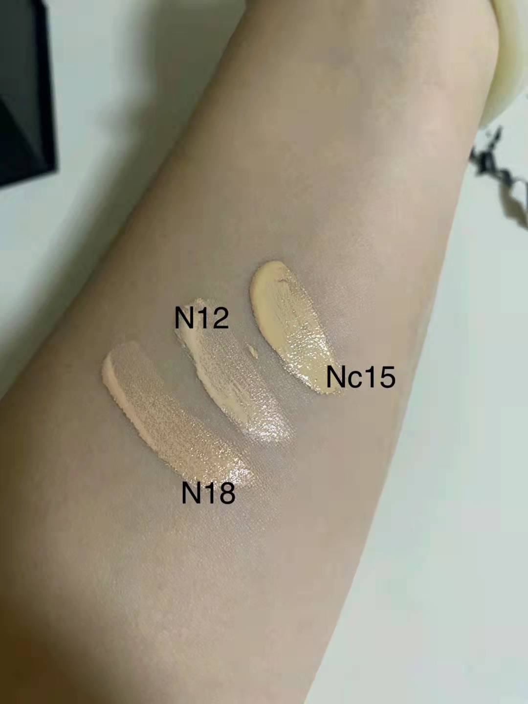 黑地球油皮粉底控油,比较适合油皮的粉底液推荐