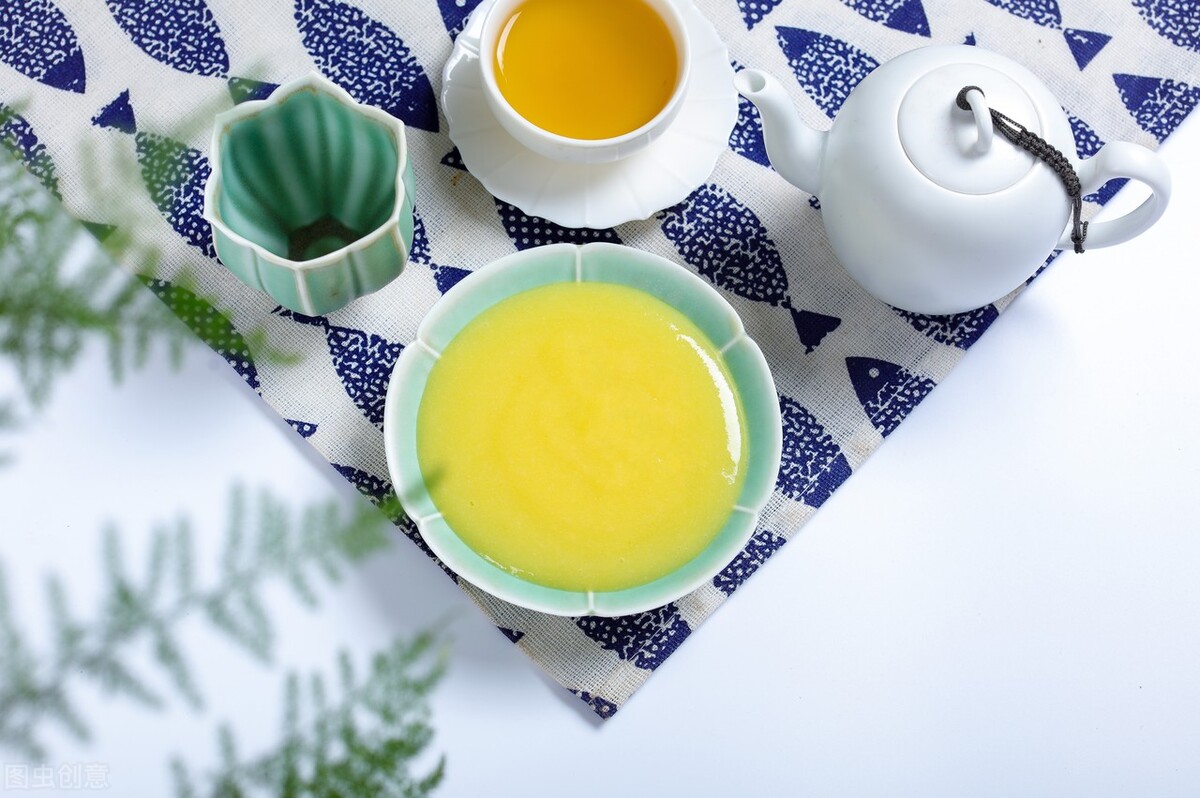 蜂蜜蜂王浆的功效与作用及禁忌,蜂王浆有哪些功效与作用及禁忌