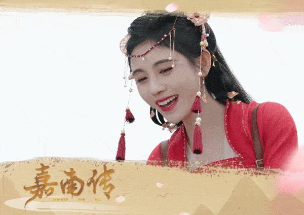 鞠婧祎杨幂迪丽热巴刘亦菲视频,杨幂演戏抿嘴小动作