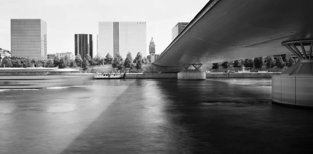 高磊：心灵的捕手