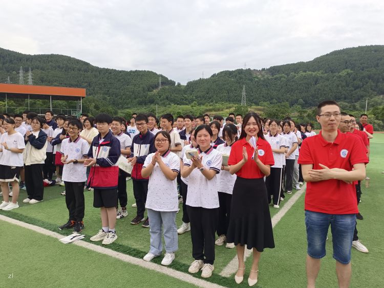 为中考全力以赴,为梦想拼搏中考