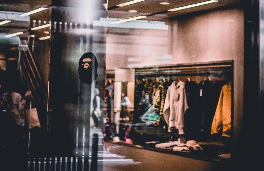 supreme十大经典衣服,supremeboxlogo卫衣2011