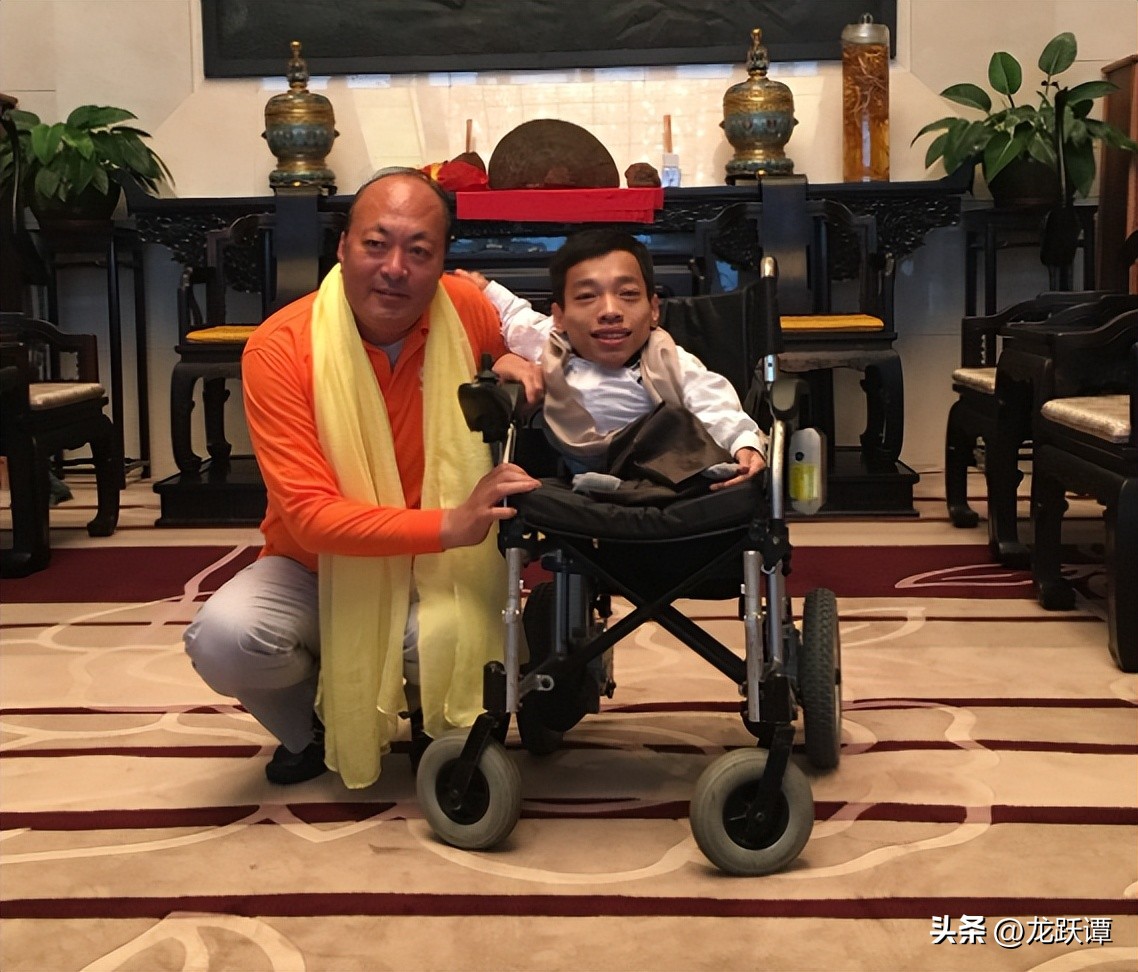 韬环鍗冧嚎鐨勫瘜璞潗杞濞跺コ绉樹功,90鍘樼背琚栫弽鎬昏