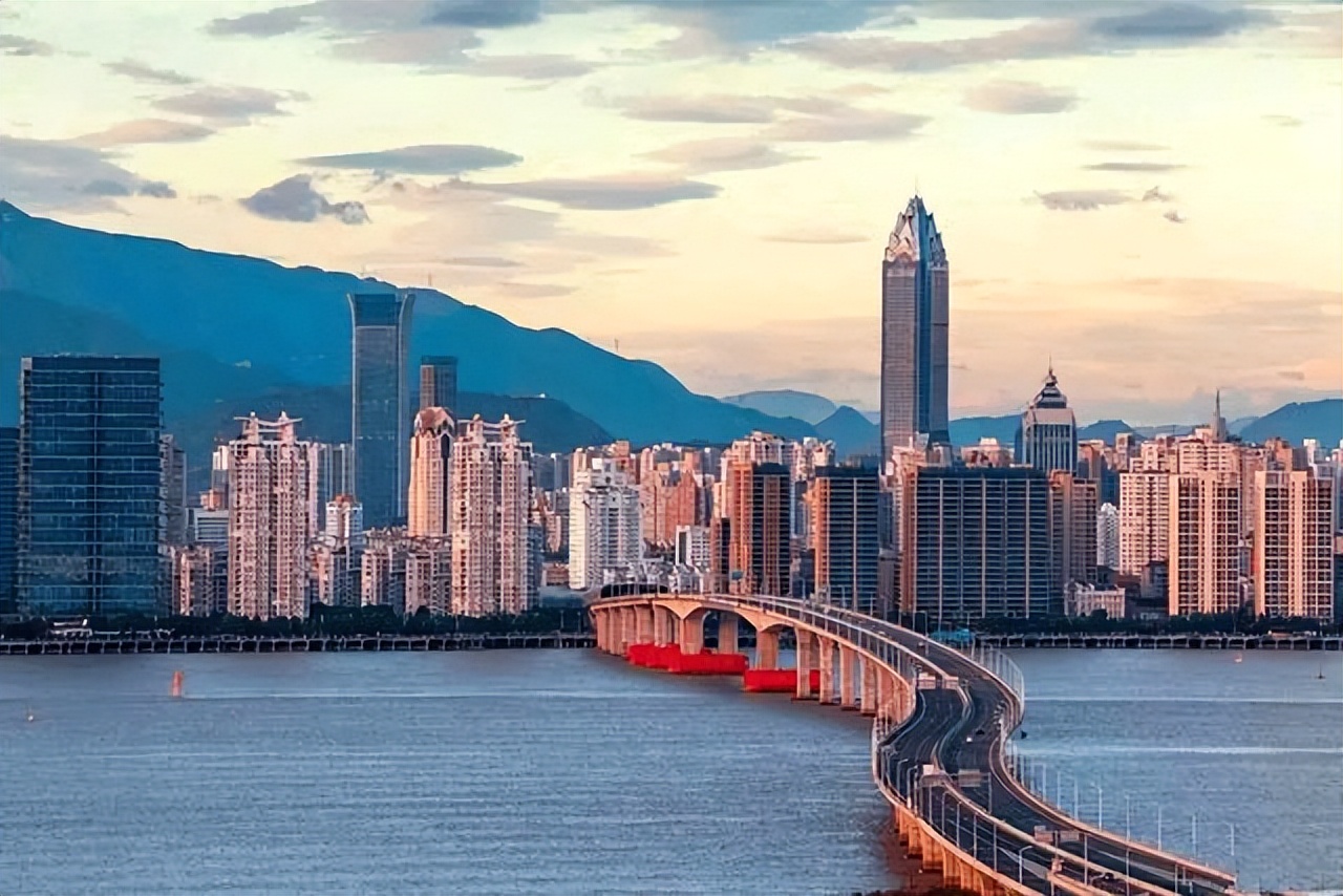 省委书记和市委书记各什么级别,省委书记和市委书记哪个级别高