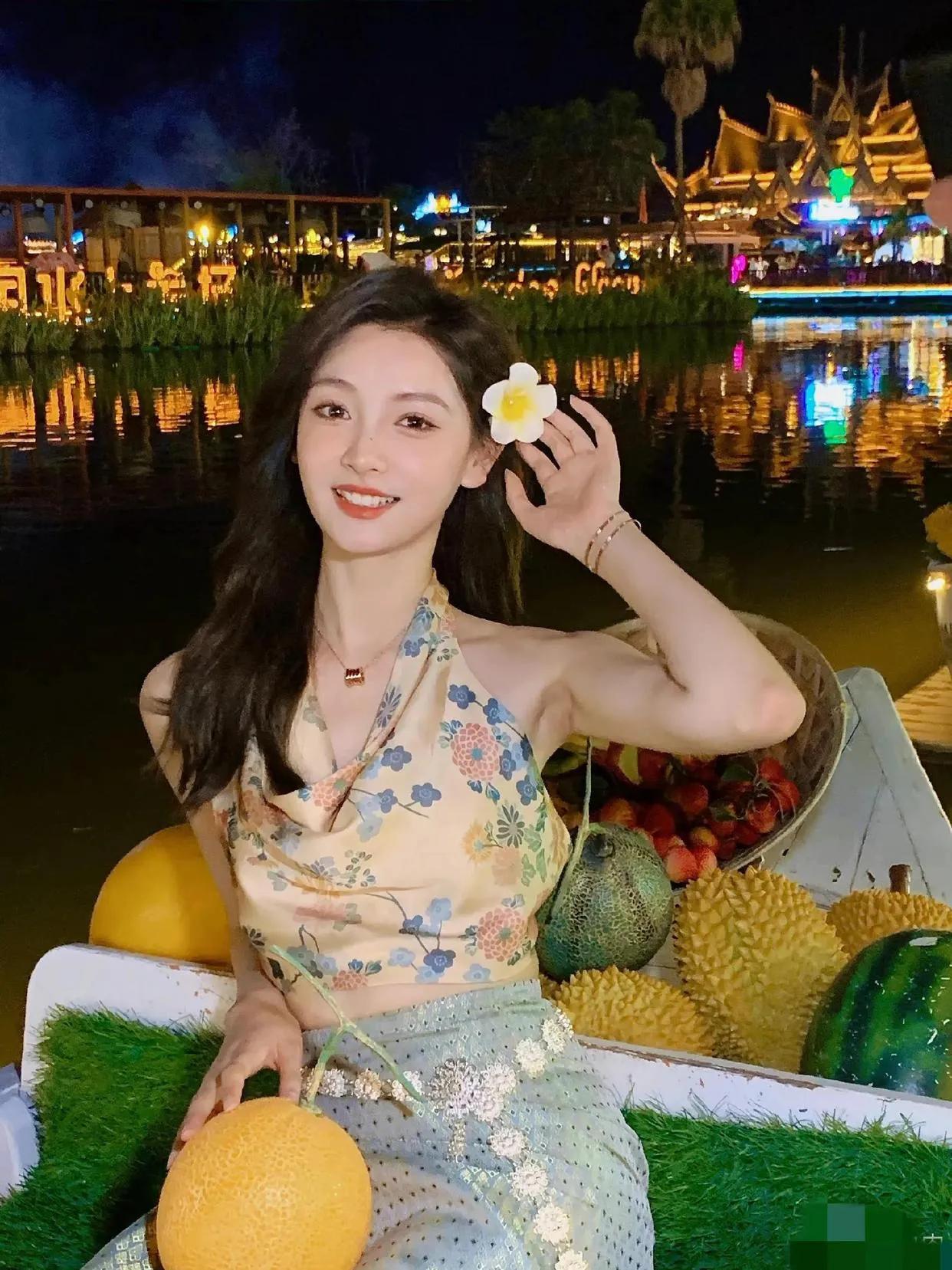 咪咕女主播金佳悦写真,咪咕篮球女主播金佳悦