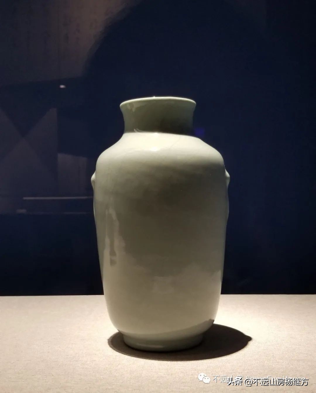 雍正黄色釉瓷器图,清代雍正朝粉青釉瓷器鉴赏