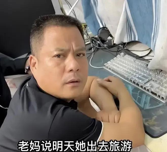 合肥小杨哥爸爸事件视频,小杨哥他爸事件视频