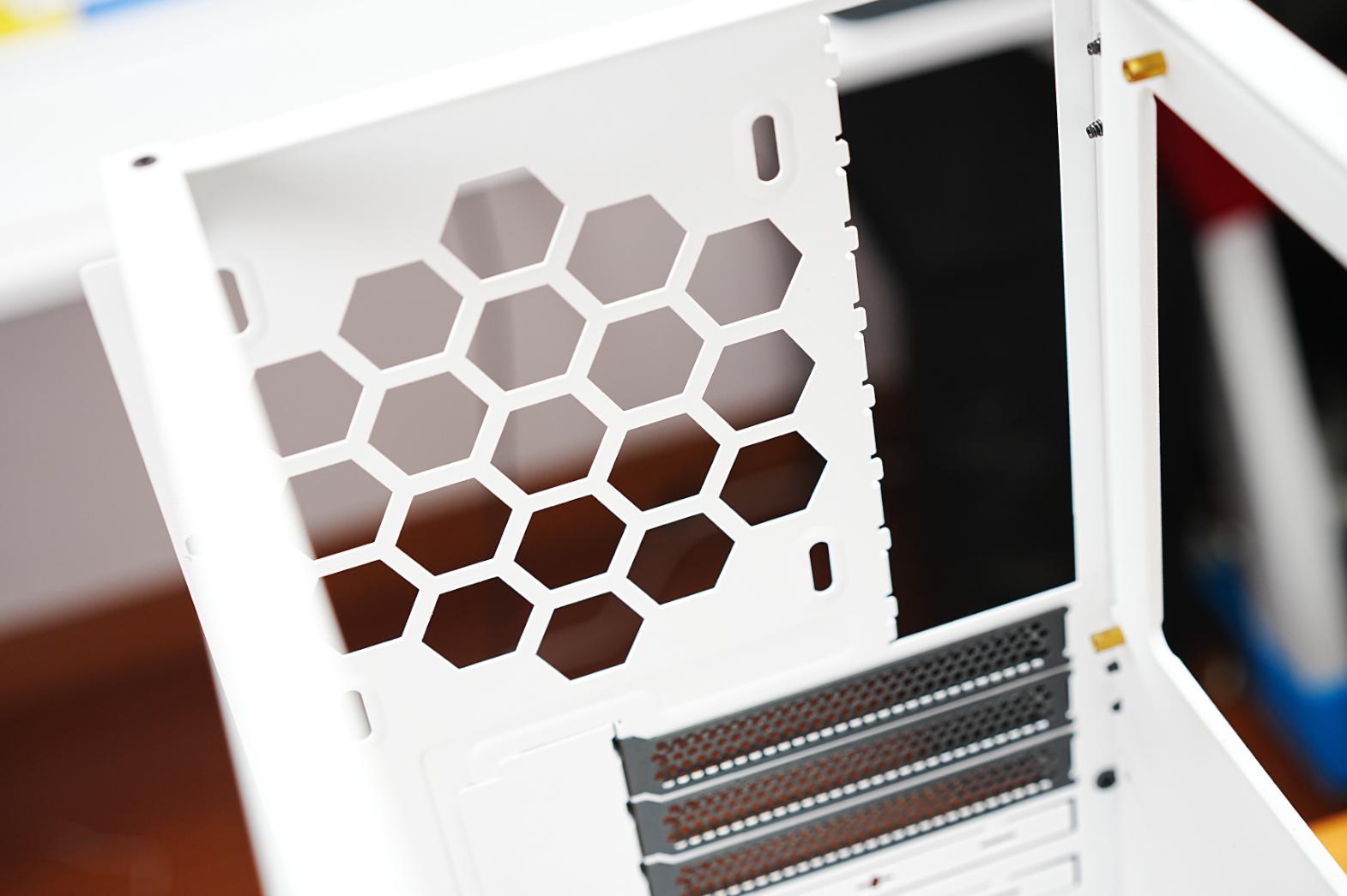 乔思伯vr4底部风扇,乔思伯vr34.0itx机箱