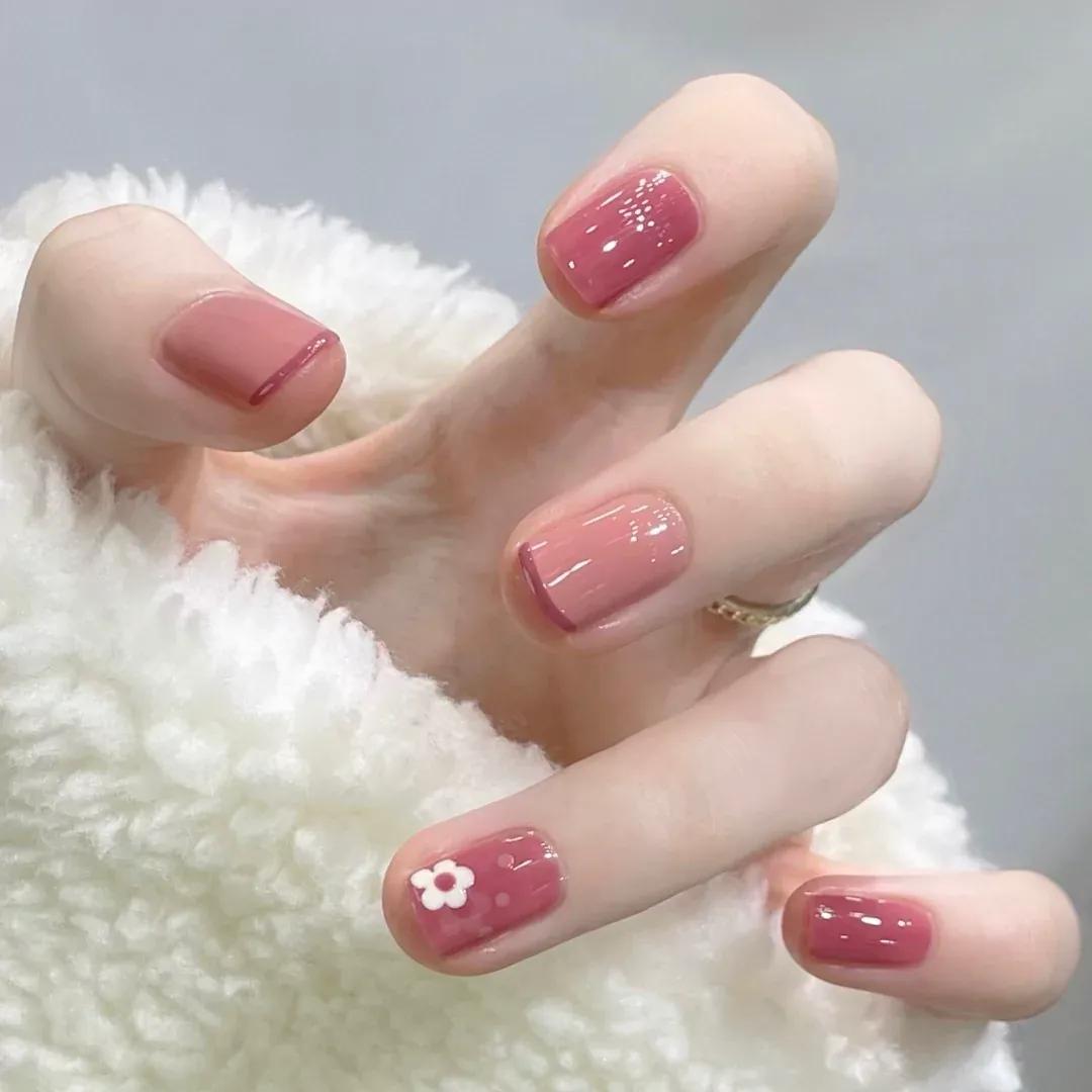 美甲图片好看又简单显白,美甲图片纯色显白简单又好看