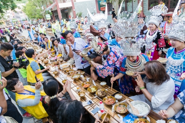 第七届黄果树国际啤酒节,第七届黄果树啤酒节是哪家办的