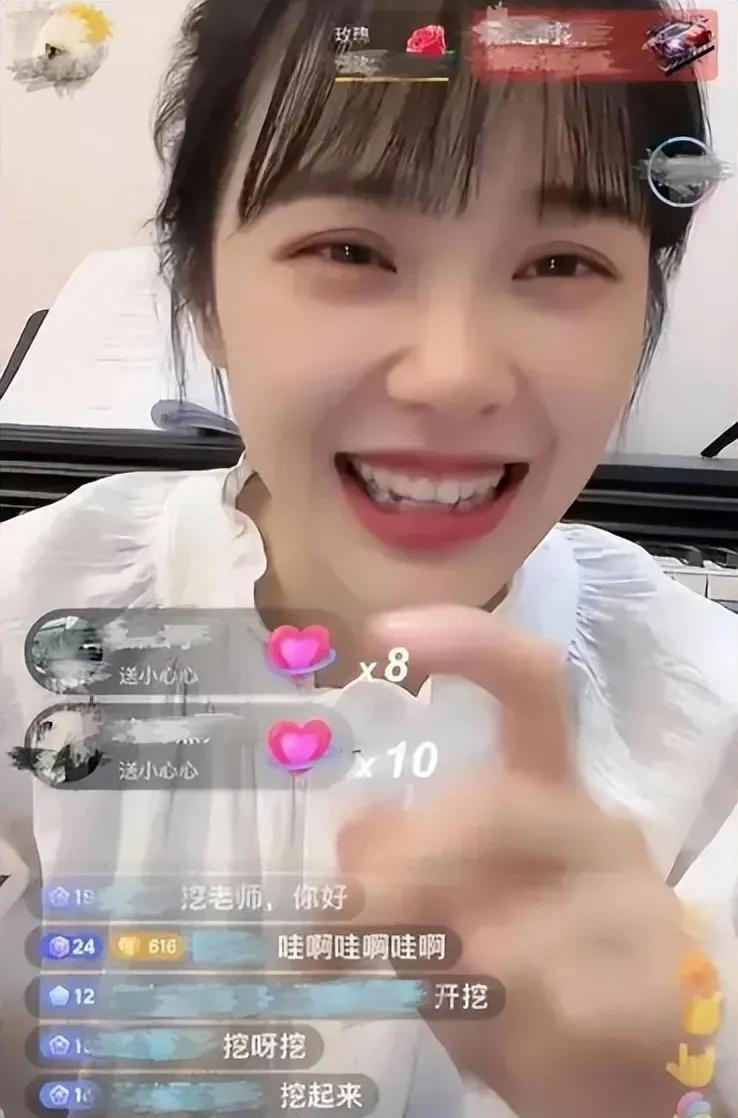 幼师凭挖呀挖呀挖走红黄老师直播,幼师直播赚两百万