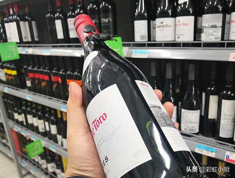 进口红酒真假鉴别7字开头,购买红酒真假辨别方法