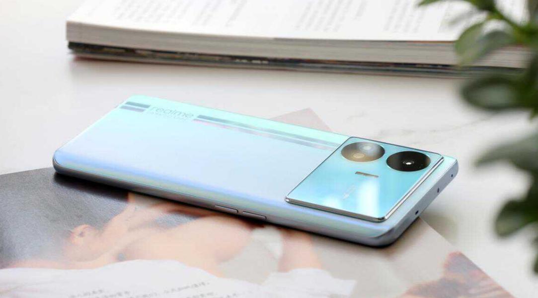 目前续航最强劲的8款手机,看重性能和续航这三款手机别错过