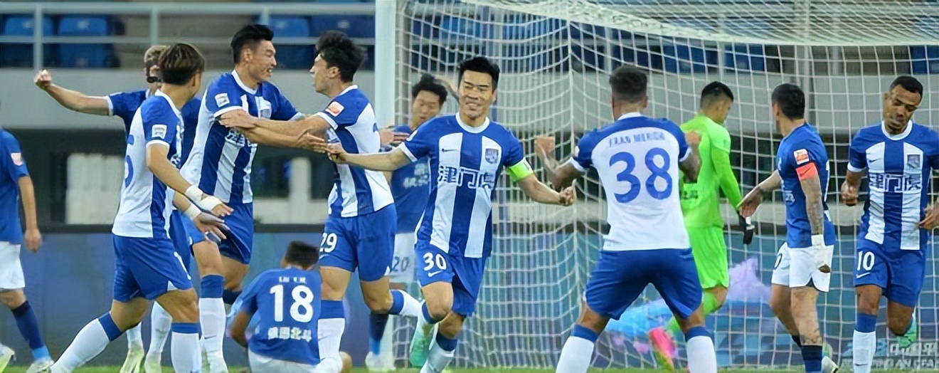 1-1，天津津门虎的低级失误引发争议，球迷：中超现在太业余了？