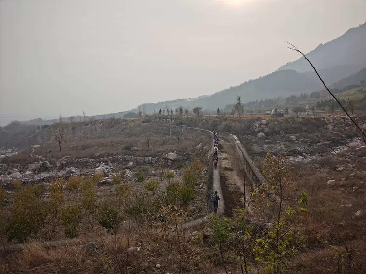 绝壁大梯白云寺,徒步白云寺