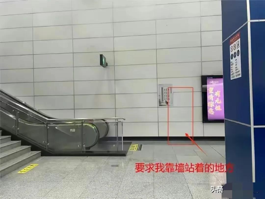 男扮女装偷拍被抓,男扮女装进澡堂偷拍被抓