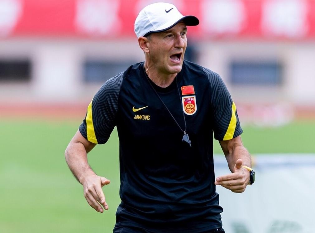 扬科维奇要求体能达极限继续奔跑,扬科维奇训练视频