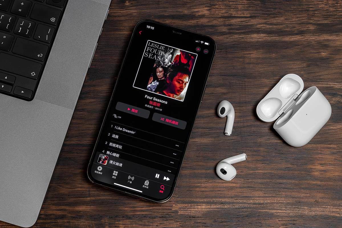 苹果airpods3降噪效果,苹果耳机airpods3代有轻巧功能吗