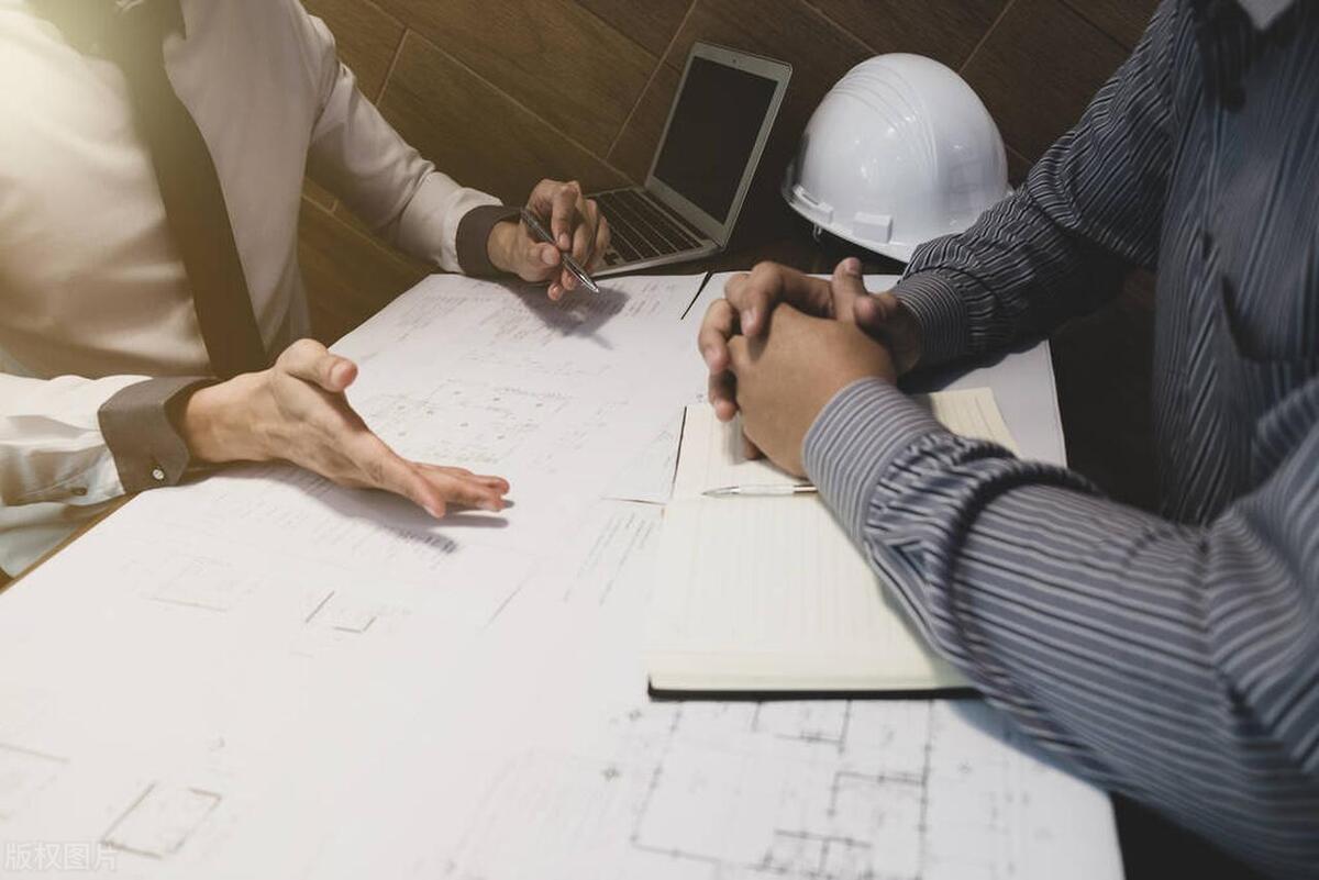 合同无效实际施工人亏损怎么办,承包合同无效实际施工人责任